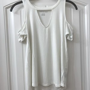American Eagle Off the Shoulder Shirt, size USA XS